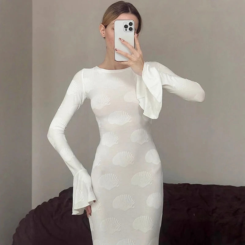 Autumn 2025 Fashionable Casual round Neck Flared Sleeve Backless Strap Dress Versatile Elegant Women's Gown